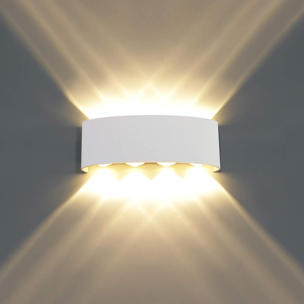 Nowoczesna lampa ścienna LED aluminiowa wodoodporna lampa ścienna do sypialni, przedpokoju, salonu, schodów 8W ciepła biel