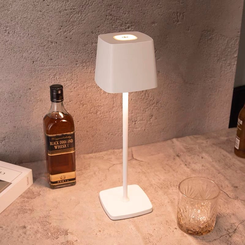 Bezprzewodowa lampa stołowa LED, lampka biurkowa ze ściemniaczem, dekoracyjna lampka nastrojowa sterowana dotykowo, ładowana lampka nocna