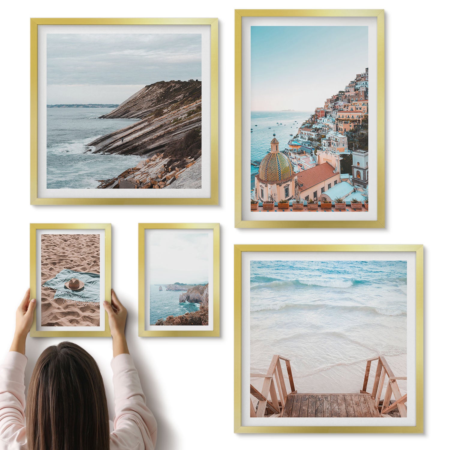 Galeria ścienna 5-częściowy komplet obrazów w złotych ramach - Włoskie miasteczka nadmorskie i relaksujące plaże - ArtPrintCave