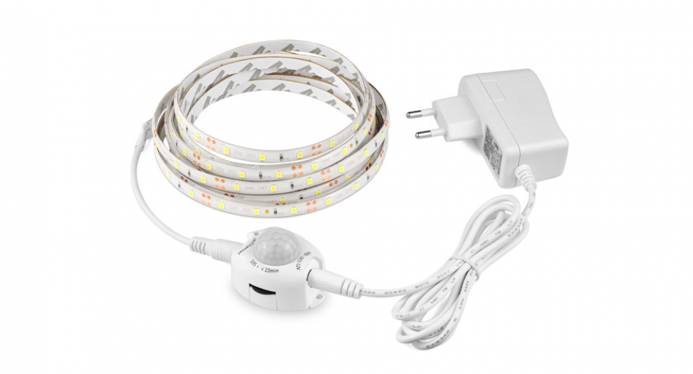 Taśma LED z czujnikiem ruchu, IP65, zasilanie 12V, 240 LED (4 metry, ciepła biel)