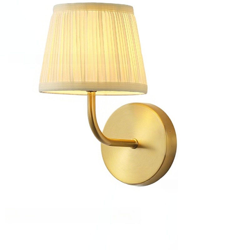 Nowoczesna metalowa lampa ścienna z kloszem z tkaniny, przewodowa, 220 V i podstawa E27, idealna do sypialni i salonów, złota
