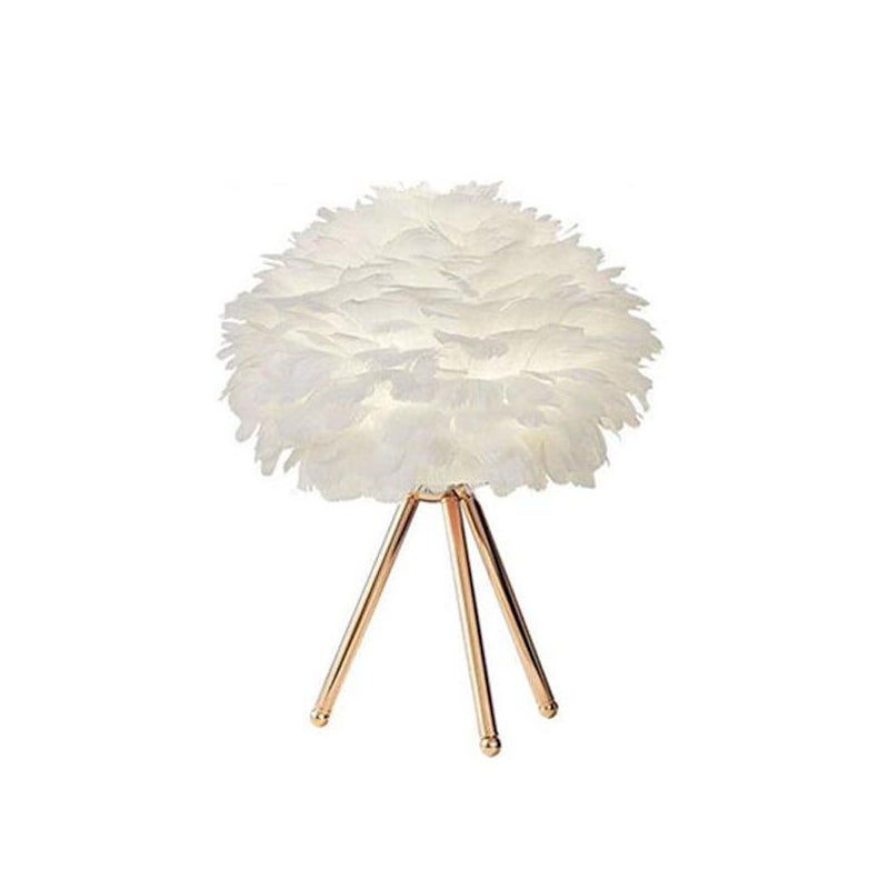 Lampa stołowa LED Feather z przyciskiem ściemniającym, złota lampka biurkowa z lampką nocną, wtyczka europejska typu 1, kształt trójkątny