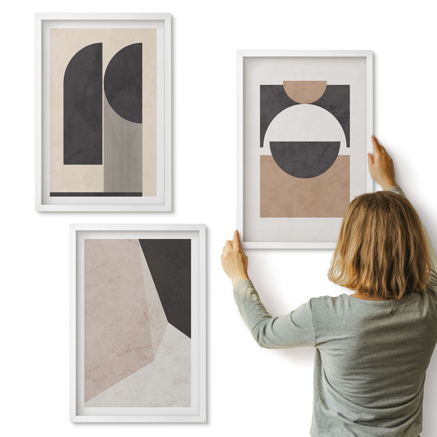 Galeria ścienna 3-częściowy komplet obrazów w białych ramach - Abstrakcyjne kształty w odcieniach beżu i brązu - ArtPrintCave