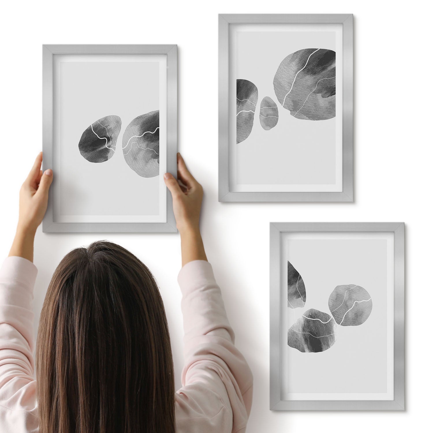 Galeria ścienna 3-częściowy komplet obrazów w srebrnych ramach - Plam farb abstrakcyjne malarstwo minimalistyczne - ArtPrintCave