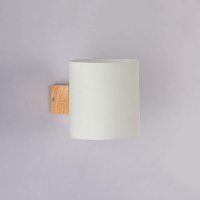 Nowoczesna lampa ścienna z drewna i szkła – białe światło – wymiary: 12 x 13 cm – nadaje się do salonów, sypialni, korytarzy i klatek schodowych.