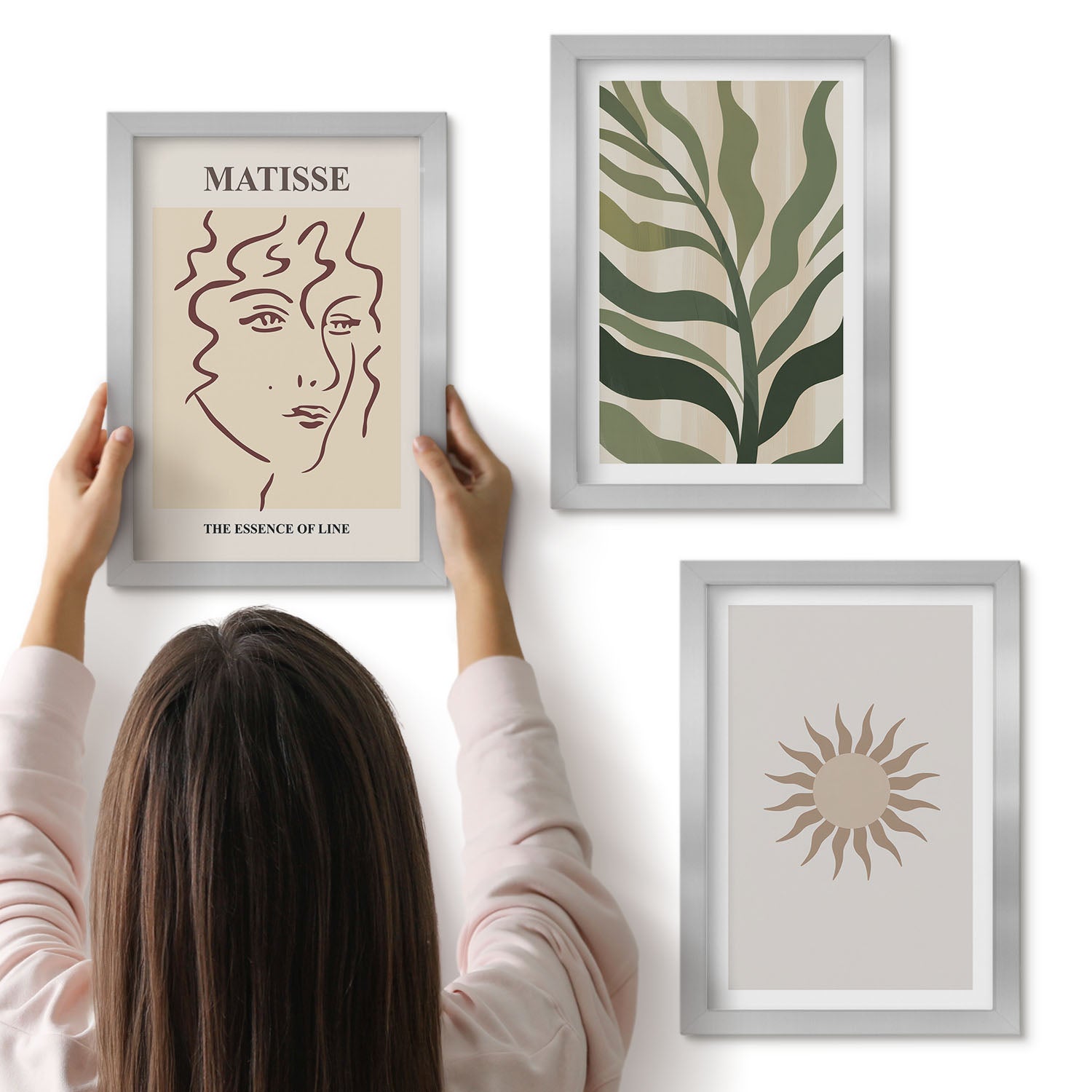 Galeria ścienna 3-częściowy komplet obrazów w srebrnych ramach - Abstrakcyjne wzory roślinne i linie w stonowanej kolorystyce - ArtPrintCave