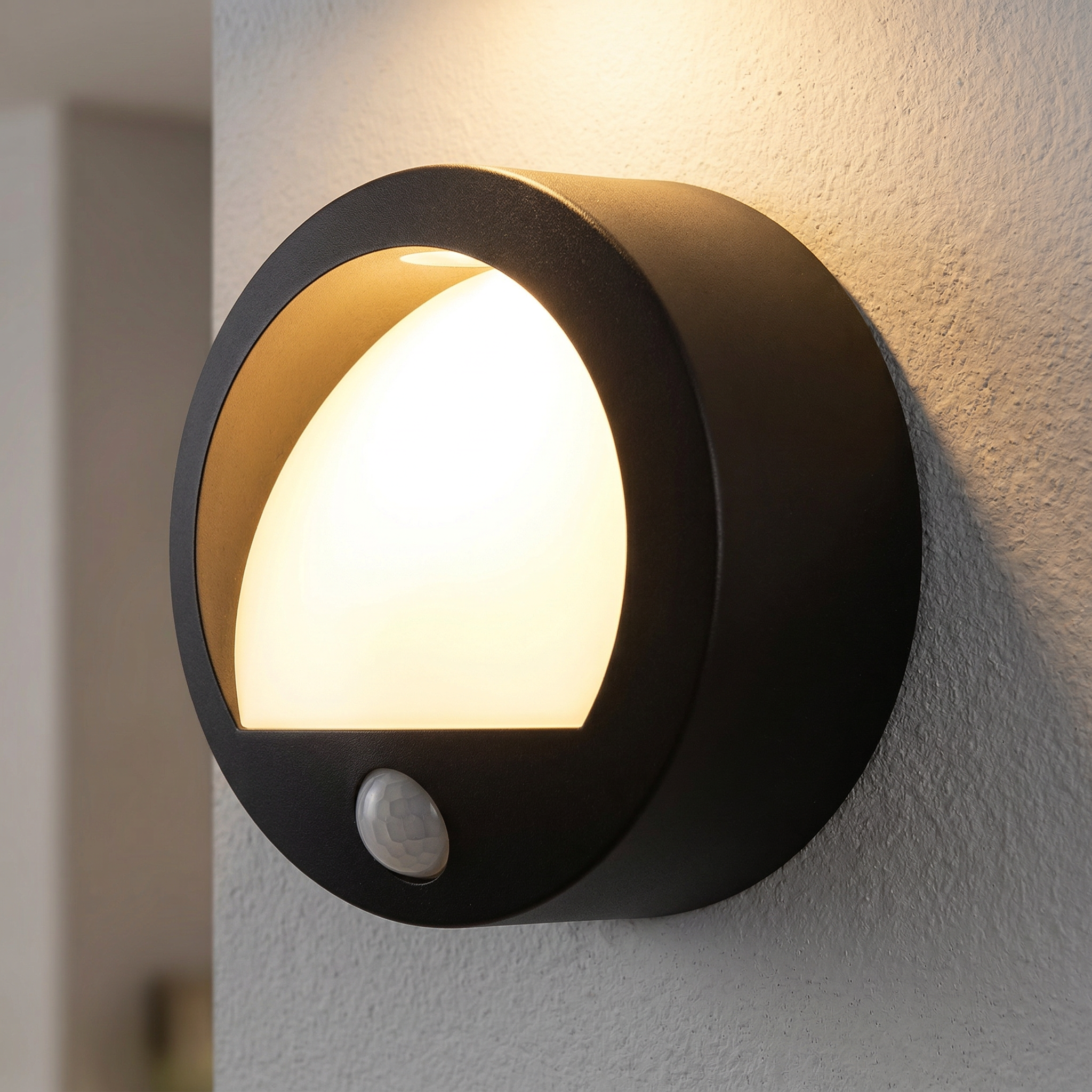 Kinkiet zewnętrzny czujnik Amarillo LED 1.5W Ciepła biel 50lm czarny wym:11x11x5,6cm IP44 Rabalux