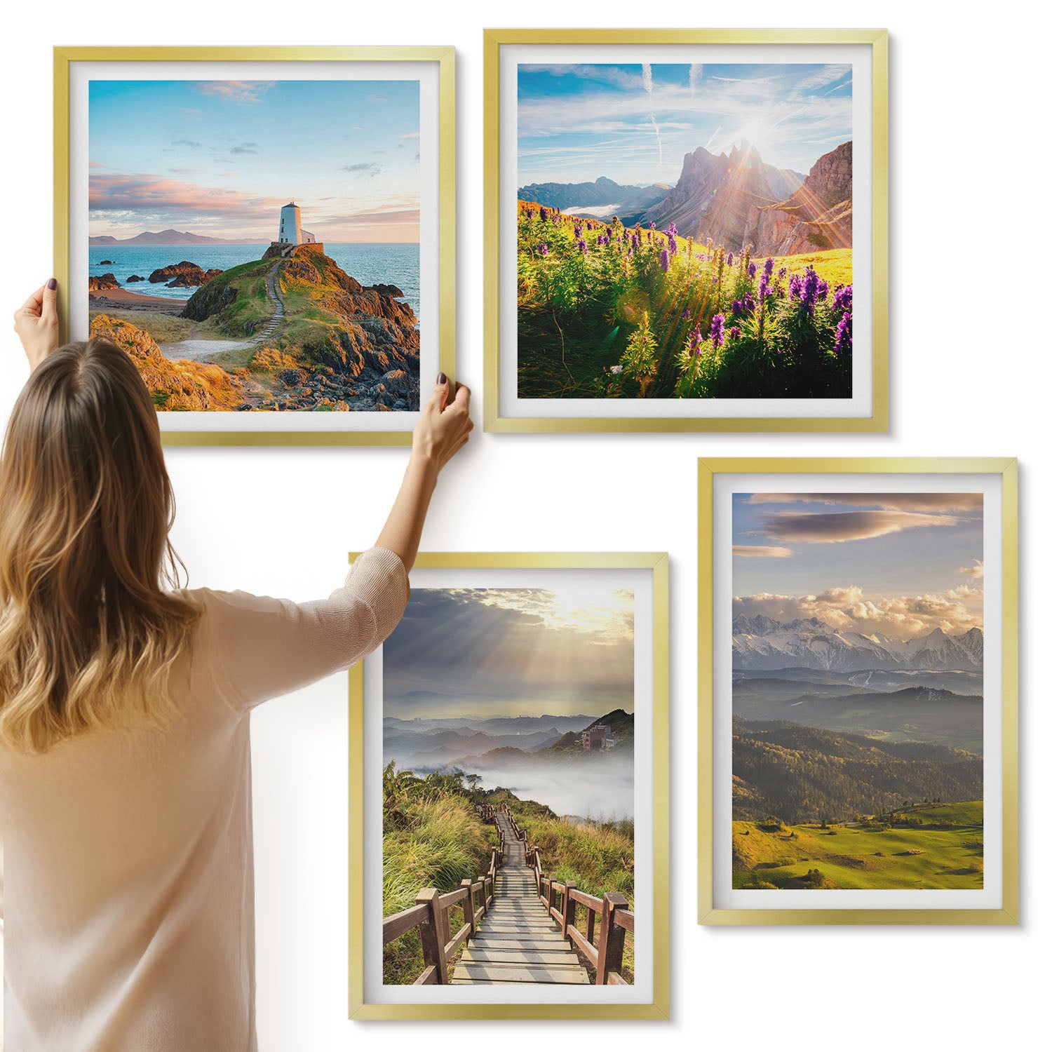Galeria ścienna 4-częściowy komplet obrazów w złotych ramach - Górskie krajobrazy z kwiatami niebem i ścieżką - ArtPrintCave