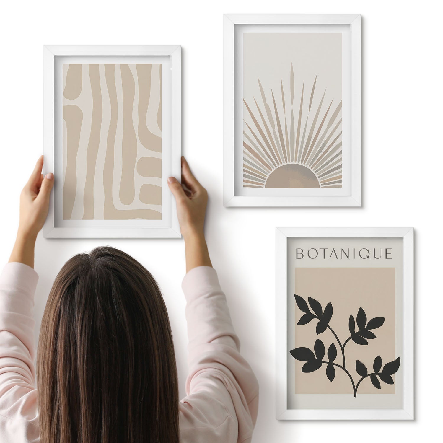Galeria ścienna 3-częściowy komplet obrazów w białych ramach - Abstrakcyjne wzory z roślinnymi akcentami w neutralnych tonach - ArtPrintCave