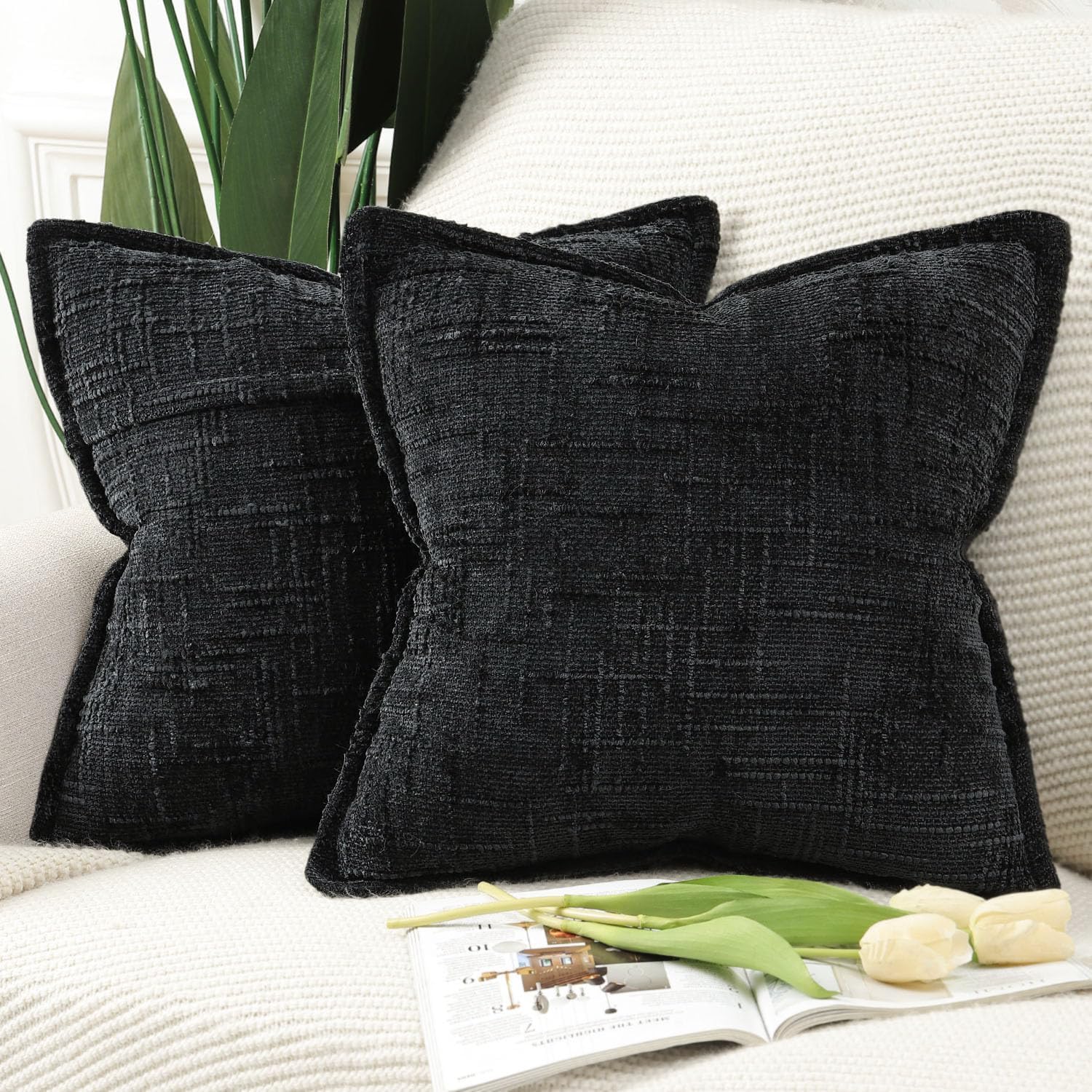 Zestaw 2 dekoracyjnych poszewek na poduszki z szenili, 45 x 45 cm, na sofę, fotel, styl boho, dekoracyjna poduszka na łóżko, do salonu, kolor czarny.
