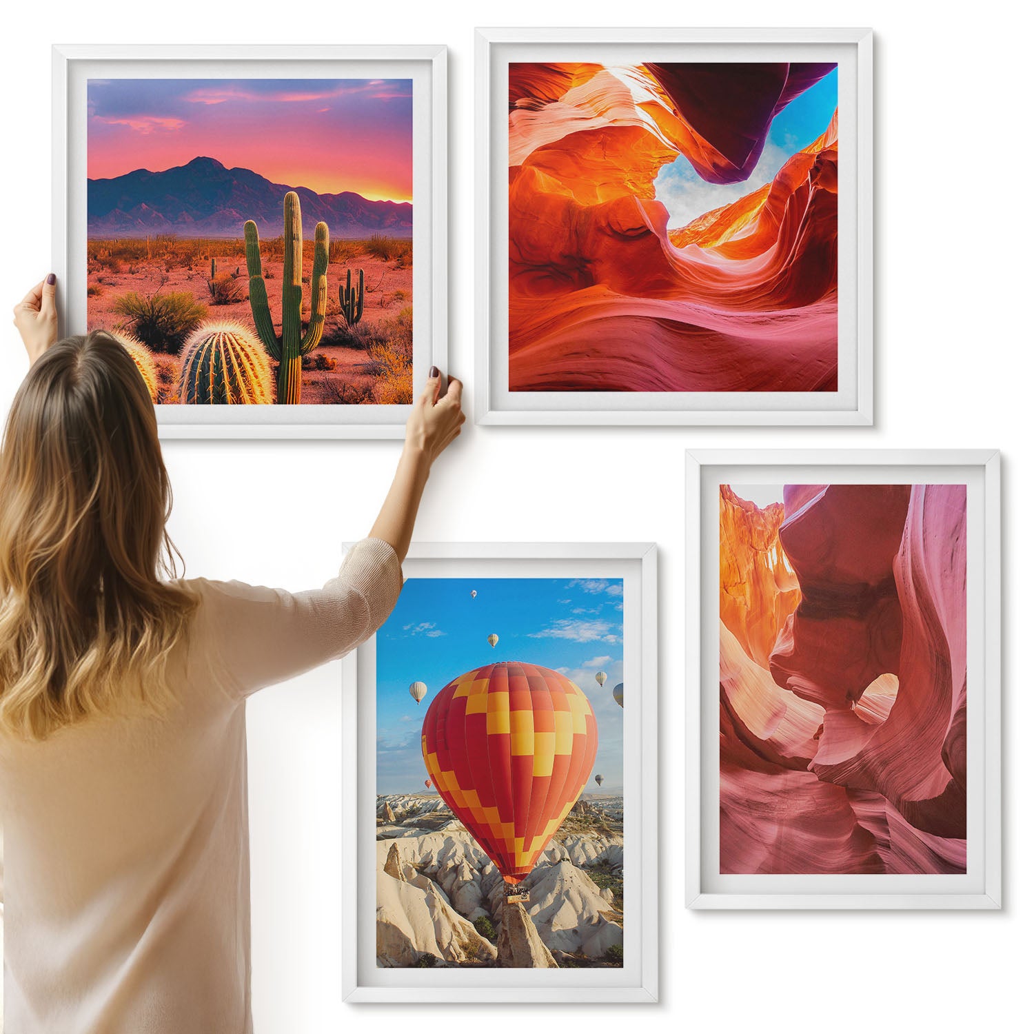 Galeria ścienna 4-częściowy komplet obrazów w białych ramach - Krajobrazy pustynnych wąwozów i lot balonem - ArtPrintCave