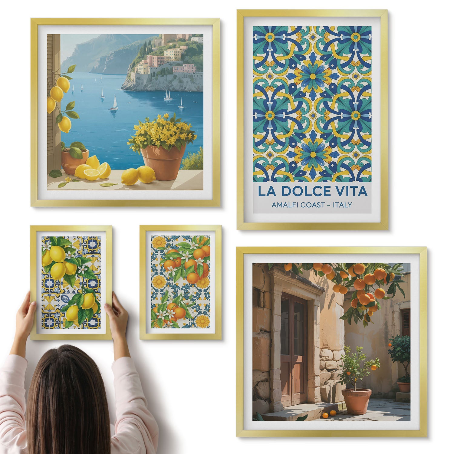 Galeria ścienna 5-częściowy komplet obrazów w złotych ramach - Włoskie inspiracje z Amalfi cytrusy i kwiaty - ArtPrintCave
