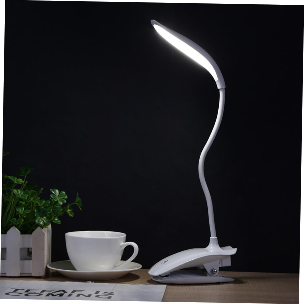 Lampka LED do czytania książek – lampka biurkowa z klipsem, ładowana przez USB, 3 poziomy jasności do wyboru