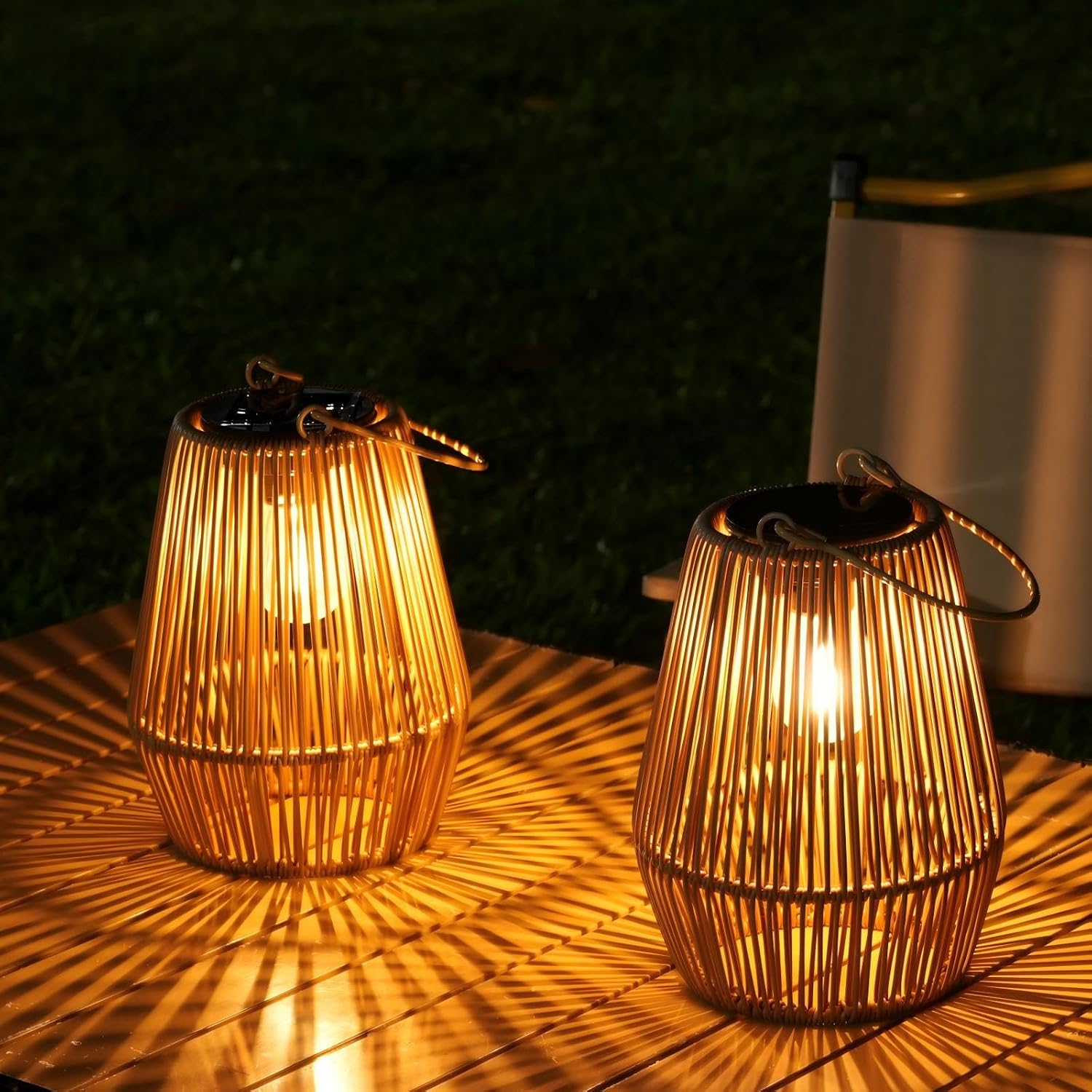 Zestaw 2 latarenek solarnych do użytku zewnętrznego, wodoodpornych, IP65, wiszących, idealnych na balkony i do dekoracji świątecznych i halloweenowyc