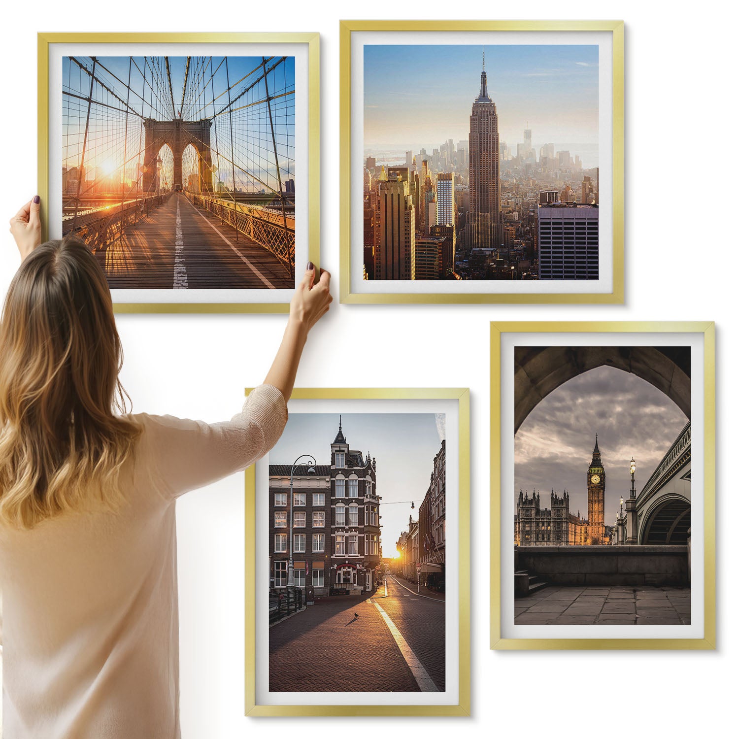 Galeria ścienna 4-częściowy komplet obrazów w złotych ramach - Zestaw obrazów z miastem jedzeniem i widokiem na Londyn - ArtPrintCave
