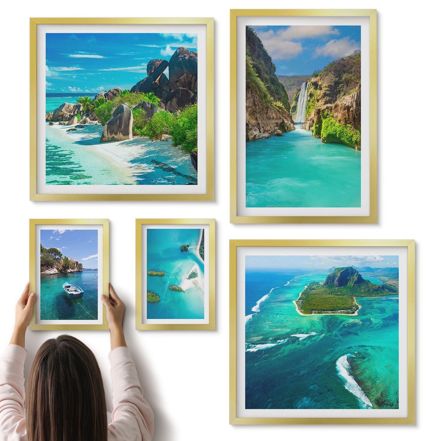 Galeria ścienna 5-częściowy komplet obrazów w złotych ramach - Tropikalne krajobrazy z wodospadami i plażami rajskimi - ArtPrintCave