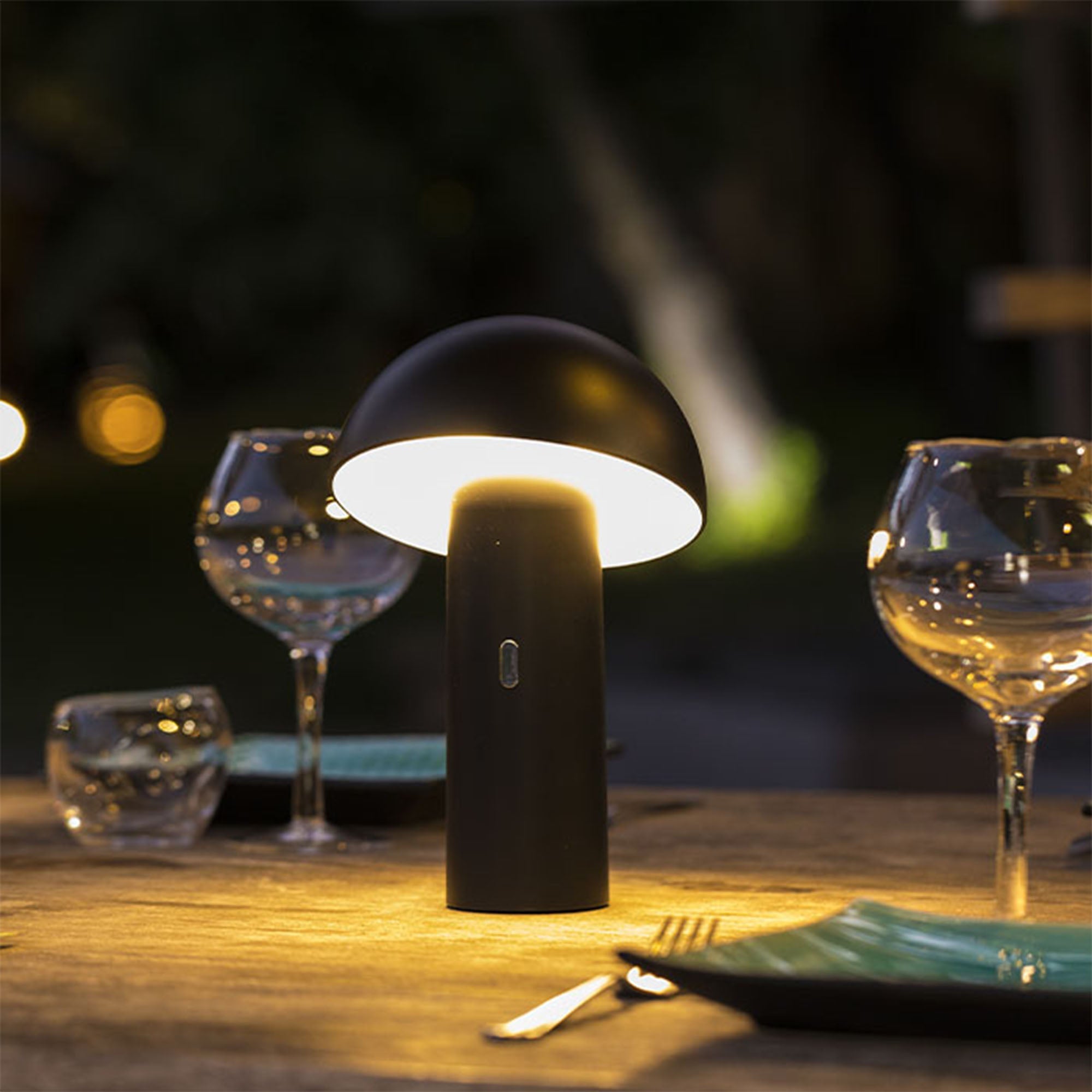 bezprzewodowe lampy stołowe TOD H28CM