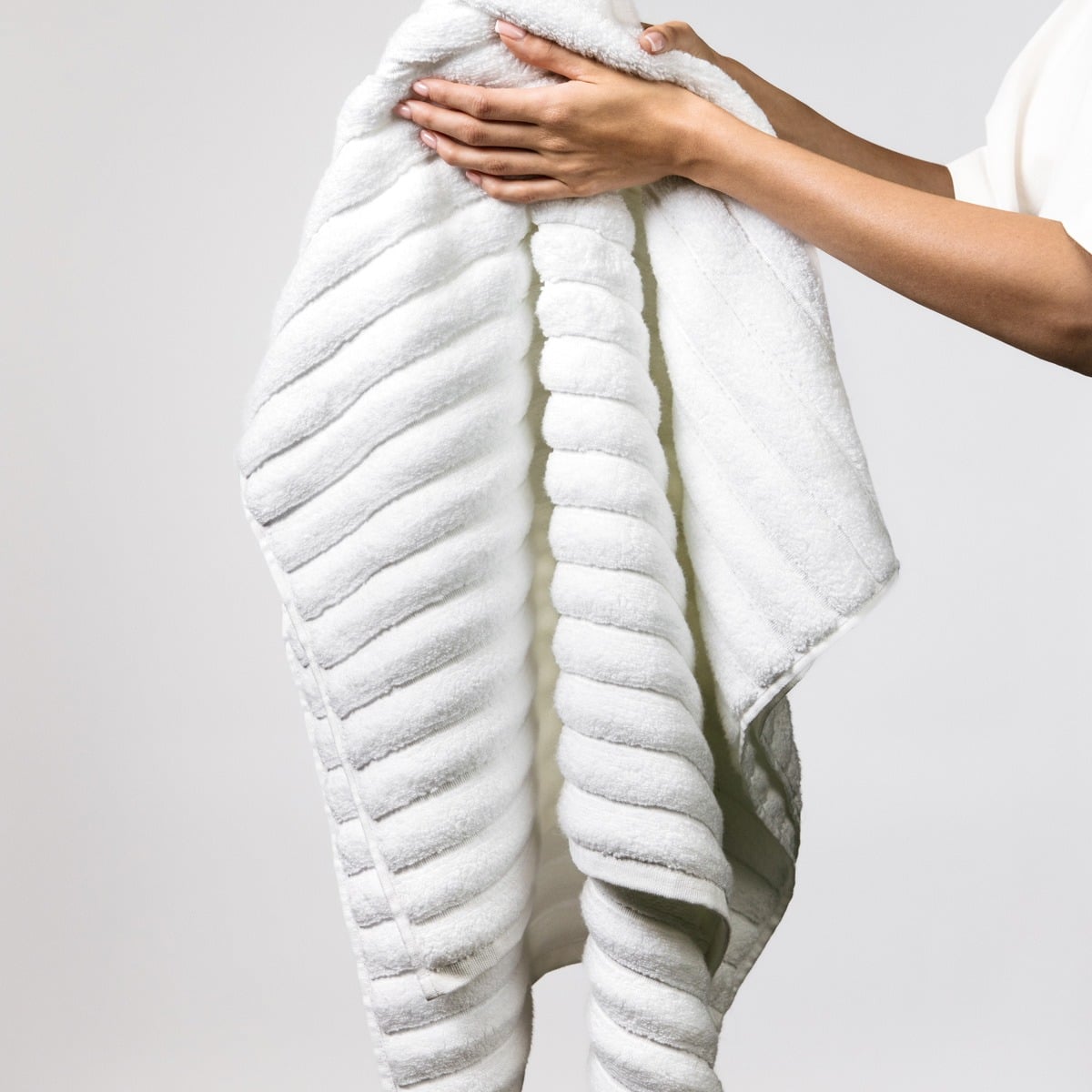 Ręcznik ASTRI biały puszysty 70x130 cm HOMLA