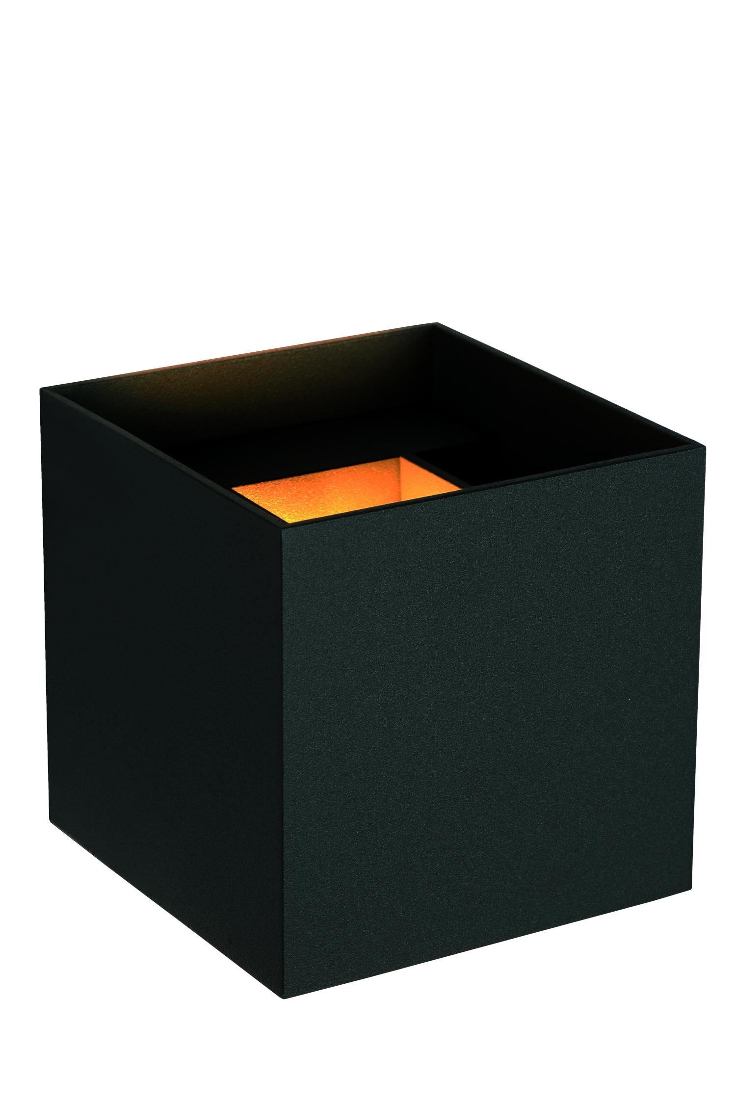 Kinkiet LED kwadratowy AXI czarny 6W Ciepła biel 350lm metal wym:10x10x10cm IP54 Lucide