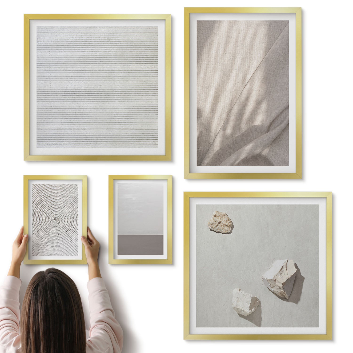 Galeria ścienna 5-częściowy komplet obrazów w złotych ramach - Delikatne naturalne tekstury w stylu boho - ArtPrintCave