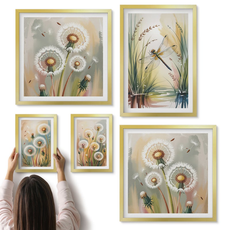 Galeria ścienna 5-częściowy komplet obrazów w złotych ramach - Kwiatowe motywy z ważkami w delikatnym stylu naturalnym - ArtPrintCave