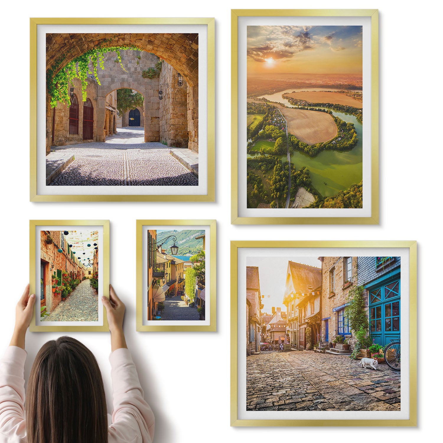 Galeria ścienna 5-częściowy komplet obrazów w złotych ramach - Urokliwe krajobrazy malowniczych uliczek i natury - ArtPrintCave