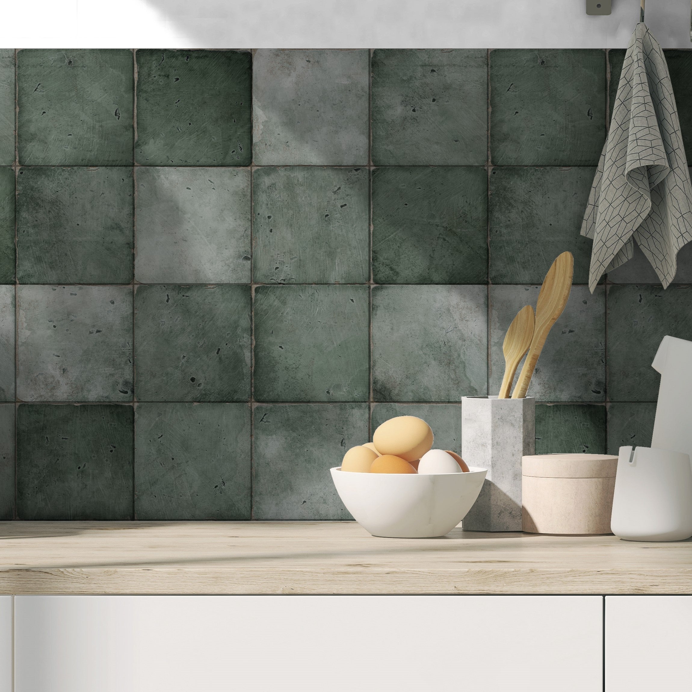 Ceramiczna okładzina podłogowa i ścienna z matowego gresu porcelanowego Antique Green 15x15 cm