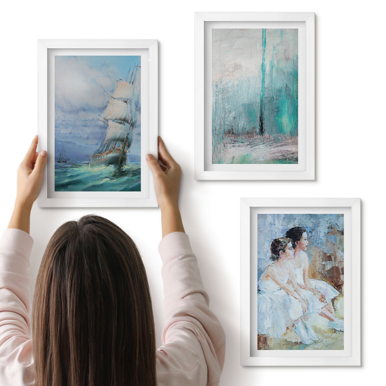 Galeria ścienna 3-częściowy komplet obrazów w białych ramach - Statek na morzu abstrakcja portret tancerek - ArtPrintCave