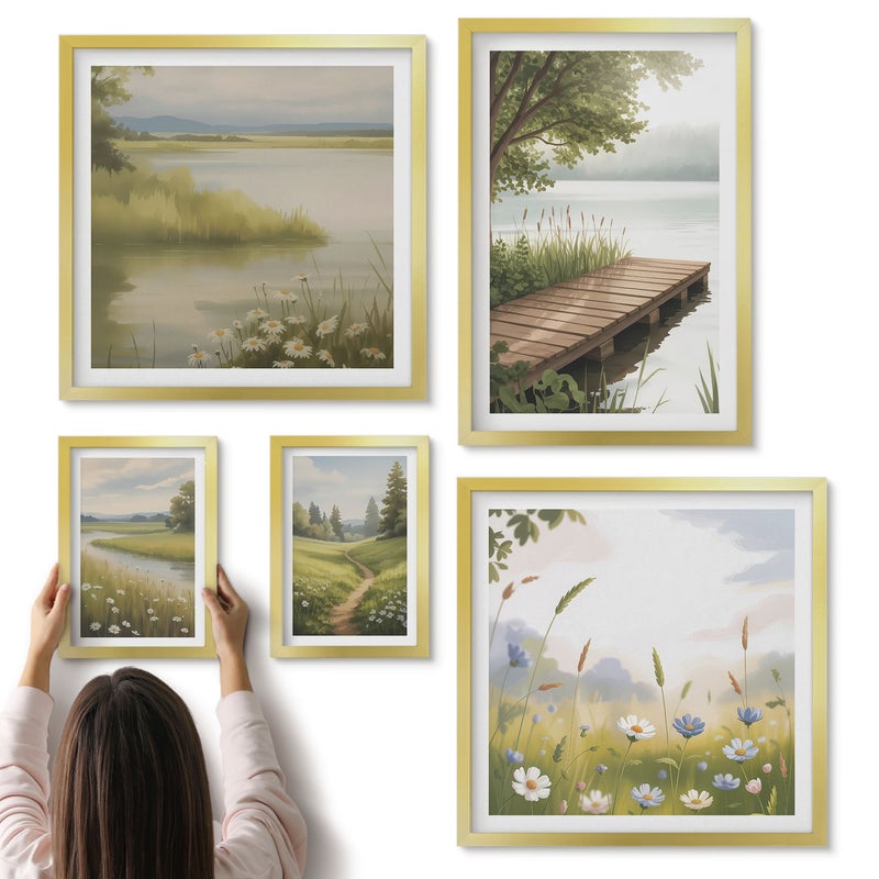 Galeria ścienna 5-częściowy komplet obrazów w złotych ramach - Spokojne pejzaże natury z drewnianym pomostem i łąkami - ArtPrintCave