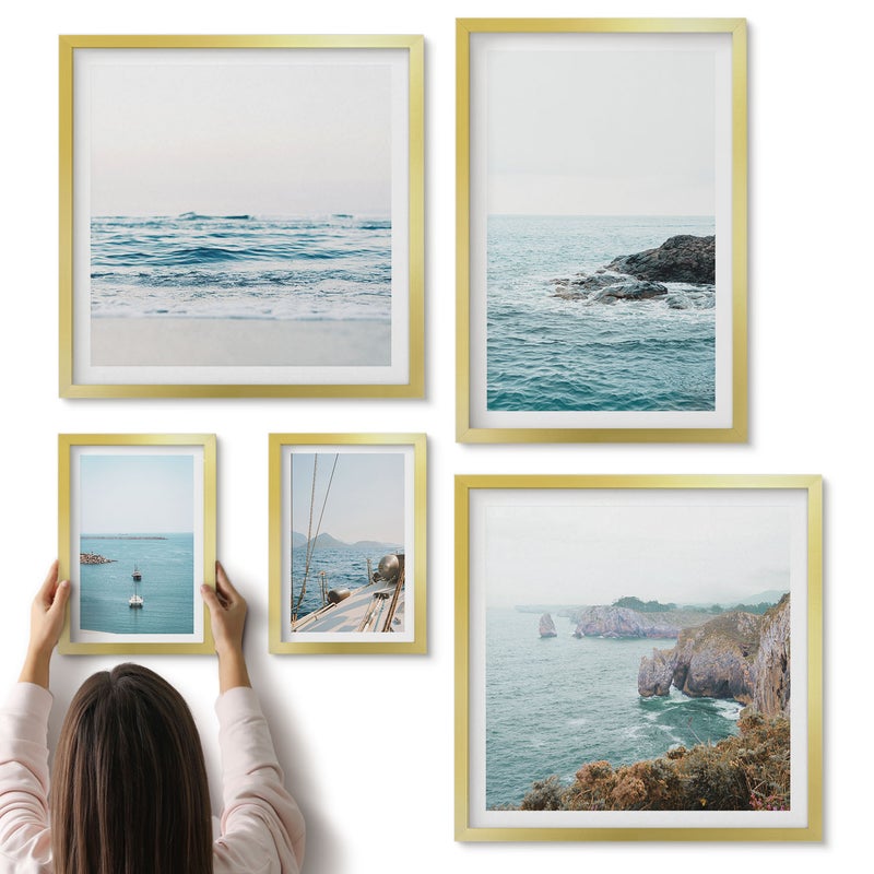 Galeria ścienna 5-częściowy komplet obrazów w złotych ramach - Spokojne morskie widoki z plażami i klifami - ArtPrintCave