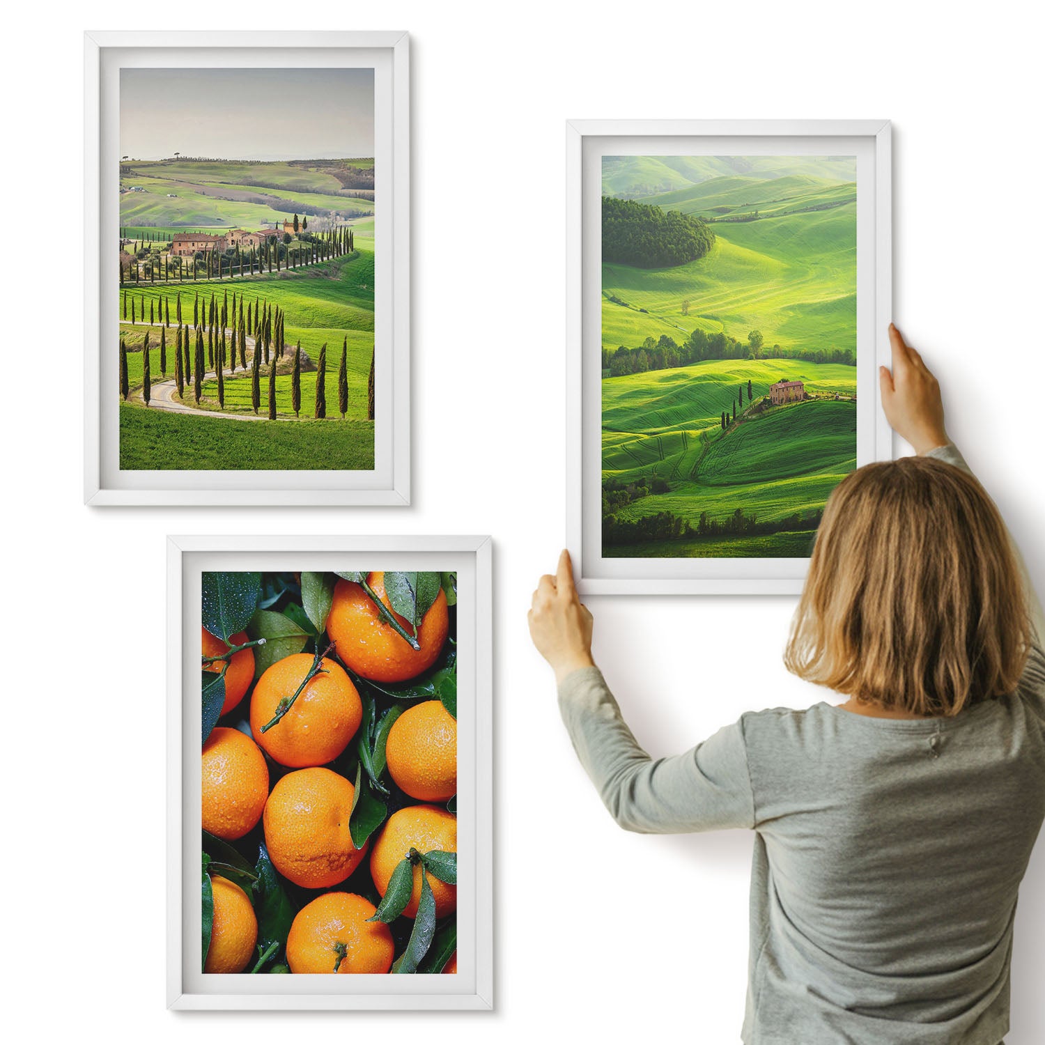 Galeria ścienna 3-częściowy komplet obrazów w białych ramach - Krajobraz włoskiej wsi z pomarańczami i naturą - ArtPrintCave
