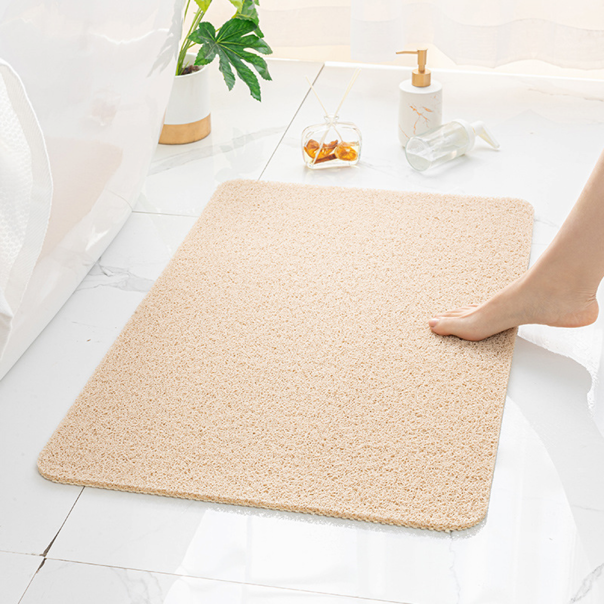 Antypoślizgowa mata pod prysznic do kabiny prysznicowej 50 x 80 cm, mata do kąpieli, mata do wanny z luffy pod prysznic, szybkoschnąca, beżowa