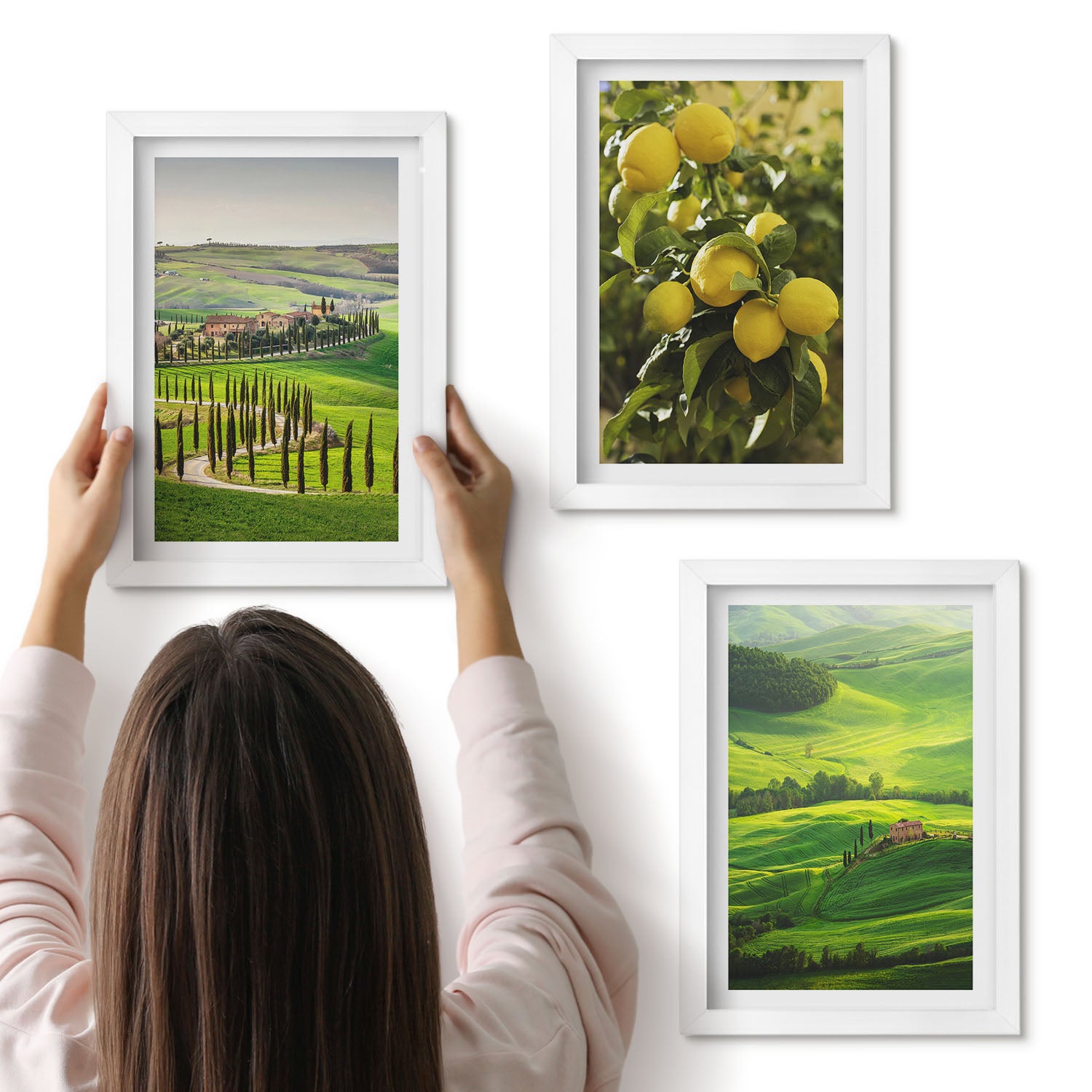 Galeria ścienna 3-częściowy komplet obrazów w białych ramach - Włoskie krajobrazy z cytrusami i zielonymi wzgórzami - ArtPrintCave