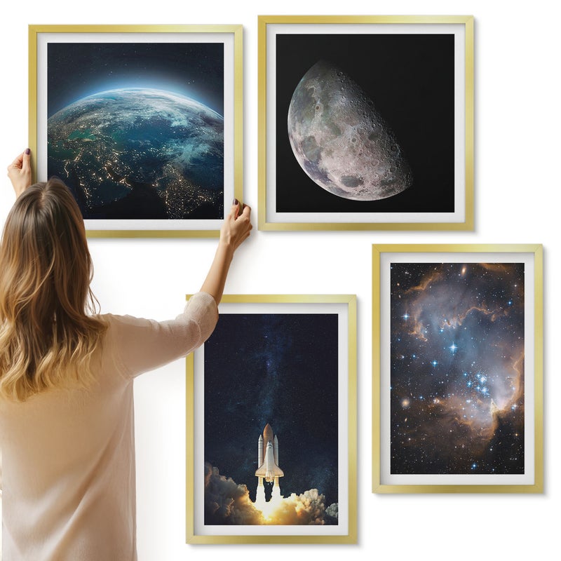 Galeria ścienna 4-częściowy komplet obrazów w złotych ramach - Kosmos Ziemia rakieta galaktyka niebo gwiazdy - ArtPrintCave