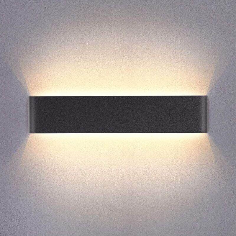 Czarna lampa ścienna LED do wnętrz, 14 W, ciepłe białe światło 3000 K, odpowiednia do sypialni, salonów i klatek schodowych, średnica 36 cm.