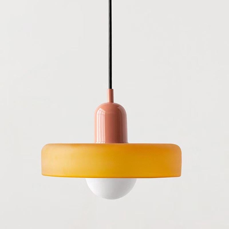 Żyrandol Bauhaus w stylu średniowiecznym z kloszem z witrażu, idealny do sypialni; 25 cm pomarańczowe szkło z różową podstawą.
