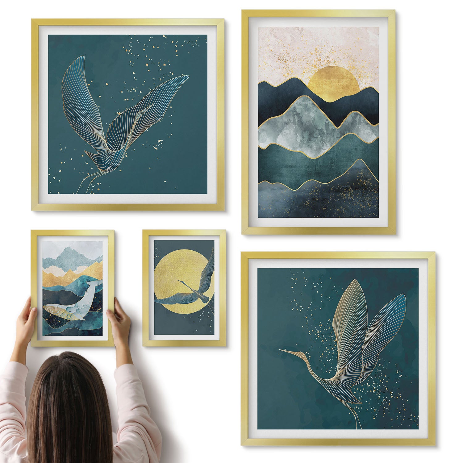 Galeria ścienna 5-częściowy komplet obrazów w złotych ramach - Stylowe górskie krajobrazy z ptakami i słońcem - ArtPrintCave