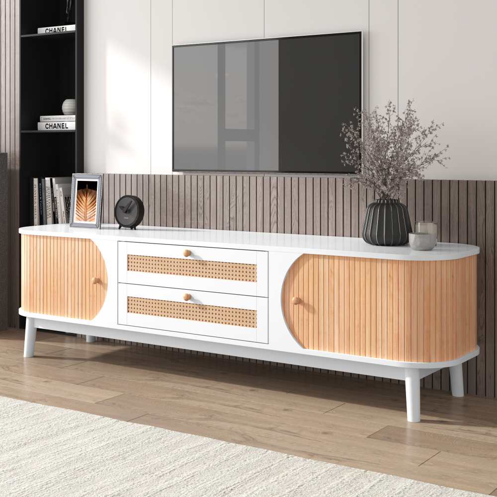 Mebel pod telewizor z litego drewna naturalnego z drzwiami i szufladami z rattanu – elegancki rustykalny design i praktyczne przechowywanie