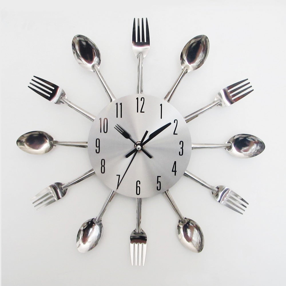 Zegar kuchenny z efektem lustra, z łyżką, widelcem i zdejmowaną naklejką 3D do dekoracji domu, 32*32*4 cm, metaliczny srebrny