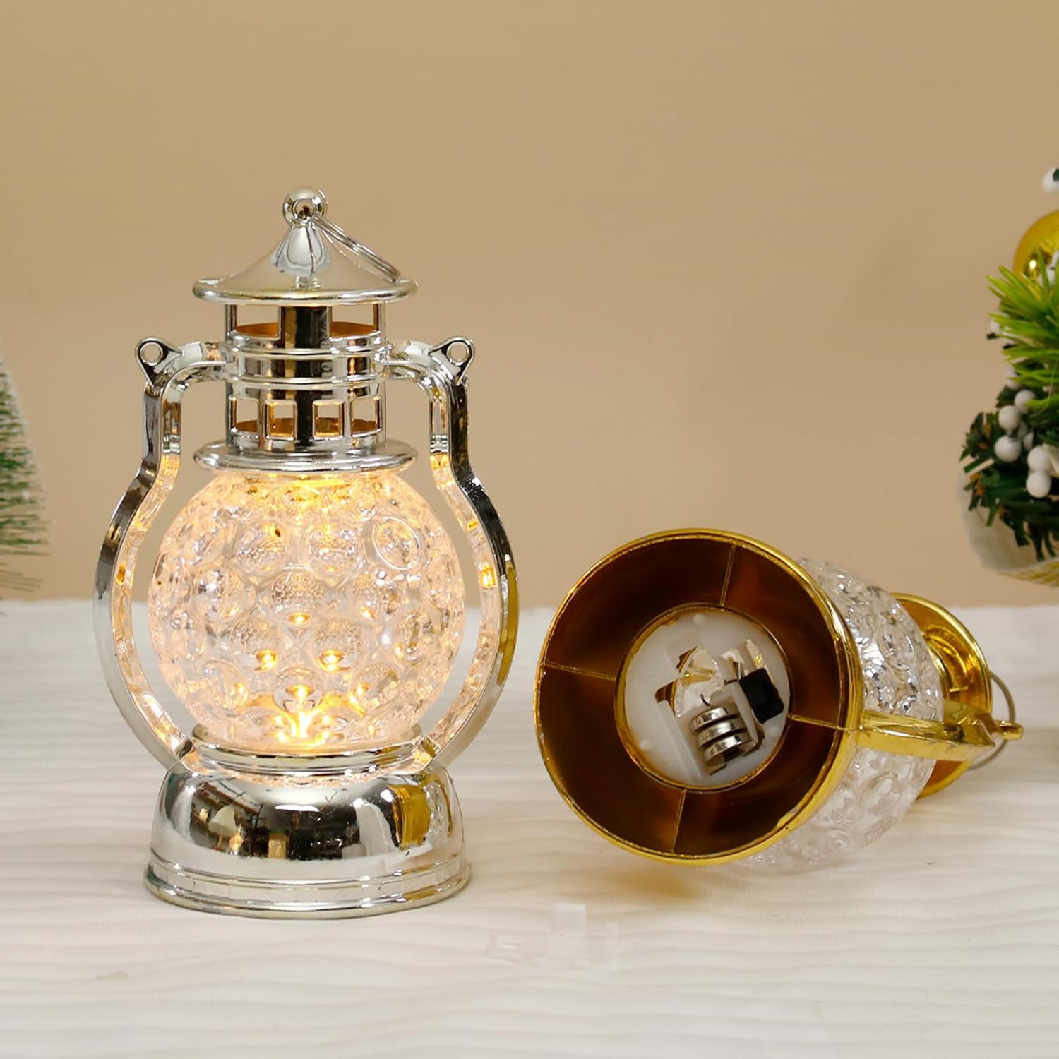 Mała lampa wisząca LED - oświetlenie nastrojowe do sypialni - dekoracja wnętrz - przenośna, srebrna.