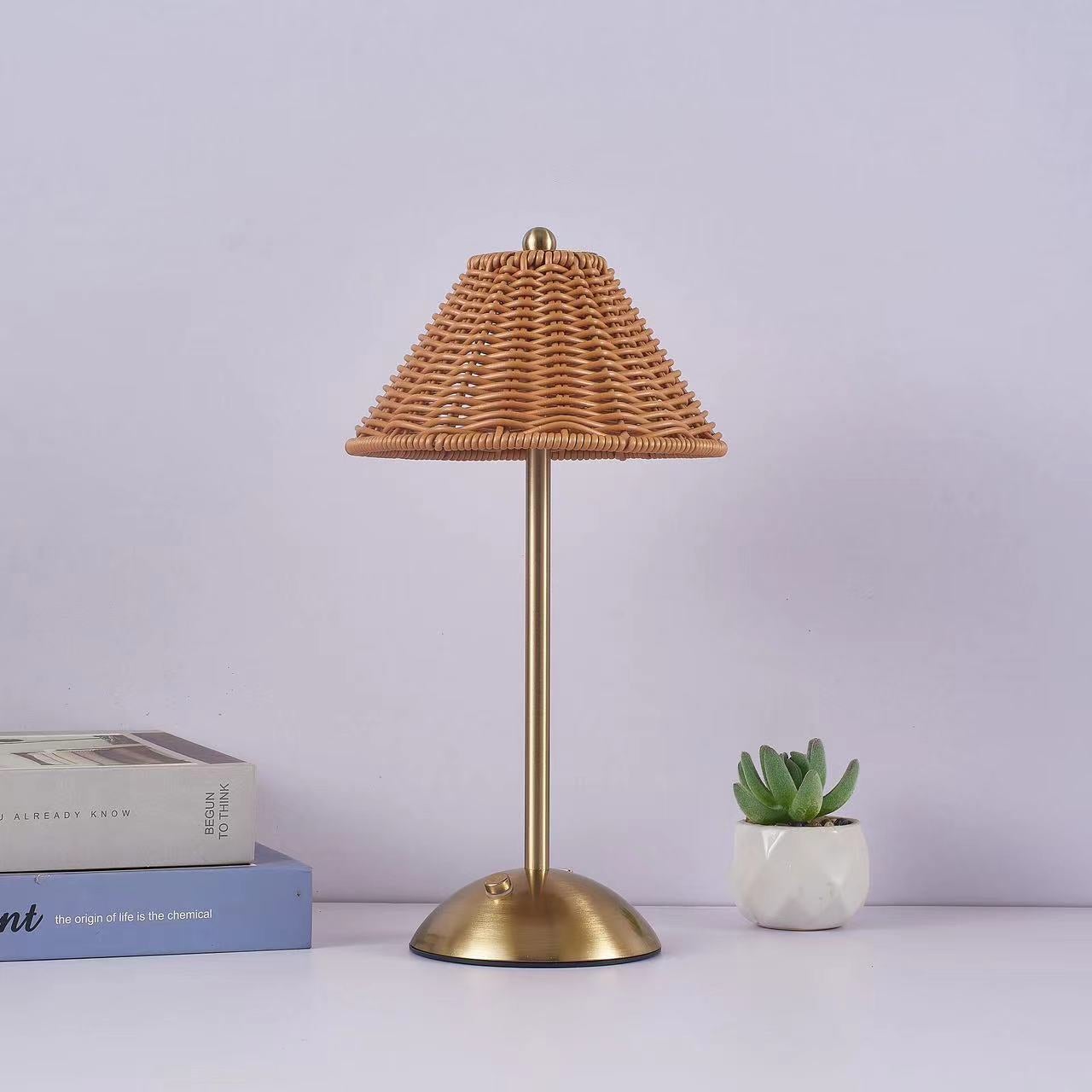 Brązowa rattanowa lampa stołowa, ładowalna, ściemniana, 3 kolory, sterowanie dotykowe, idealna do sypialni lub salonu