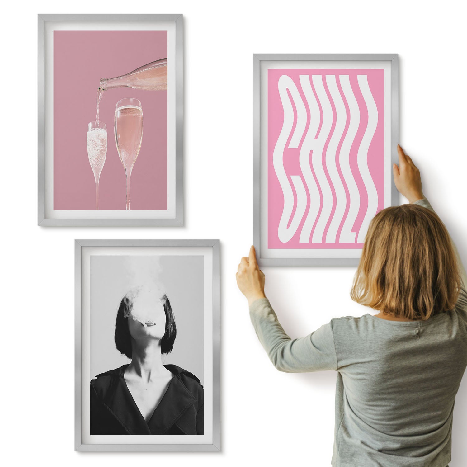 Galeria ścienna 3-częściowy komplet obrazów w srebrnych ramach - Stylowy portret kobiety szampan relaks - ArtPrintCave