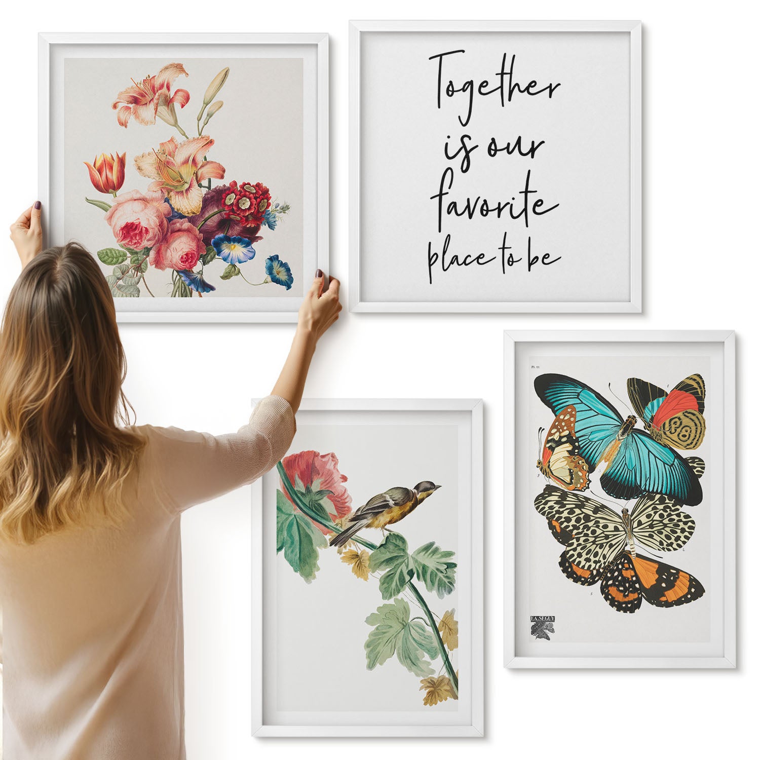 Galeria ścienna 4-częściowy komplet obrazów w białych ramach - Kwiaty motyle i ptak w pastelowych odcieniach - ArtPrintCave