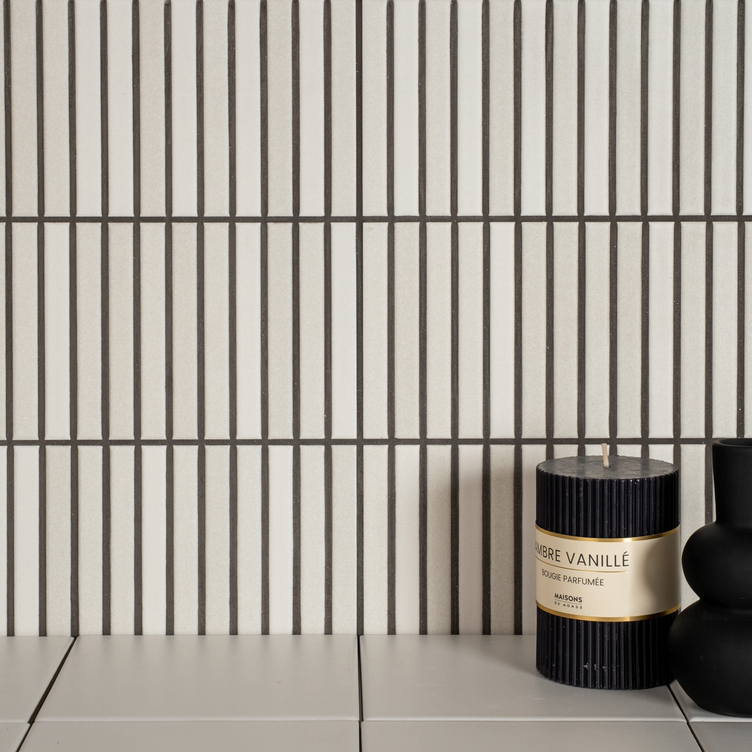 Matowa porcelanowa okładzina z efektem reliefu, biała Roku White 11,5x23 cm