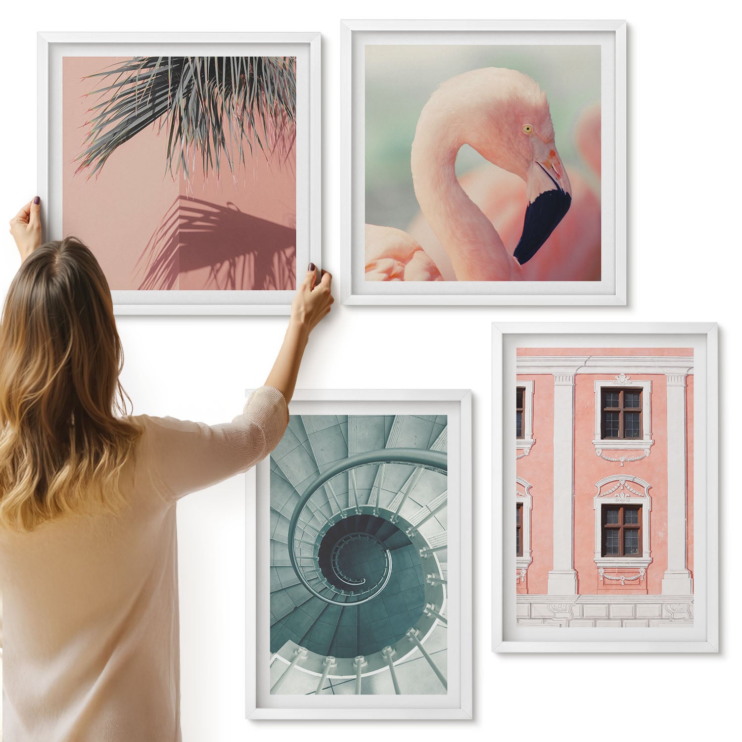 Galeria ścienna 4-częściowy komplet obrazów w białych ramach - Architektura w pastelowych odcieniach i wzory spiralne - ArtPrintCave
