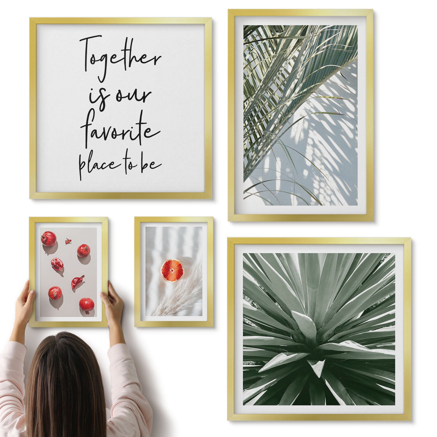 Galeria ścienna 5-częściowy komplet obrazów w złotych ramach - Styl boho z roślinnymi motywami i owocami tropikalnymi - ArtPrintCave