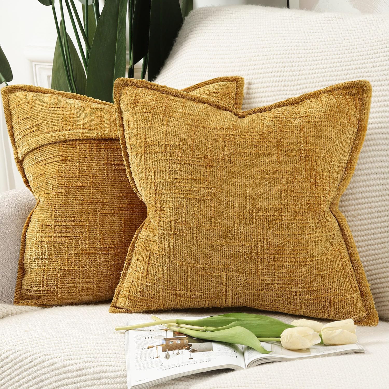 Zestaw 2 dekoracyjnych poszewek na poduszki z szenili, 45 x 45 cm, na sofę, fotel, styl boho, dekoracyjna poduszka na łóżko, żółty.