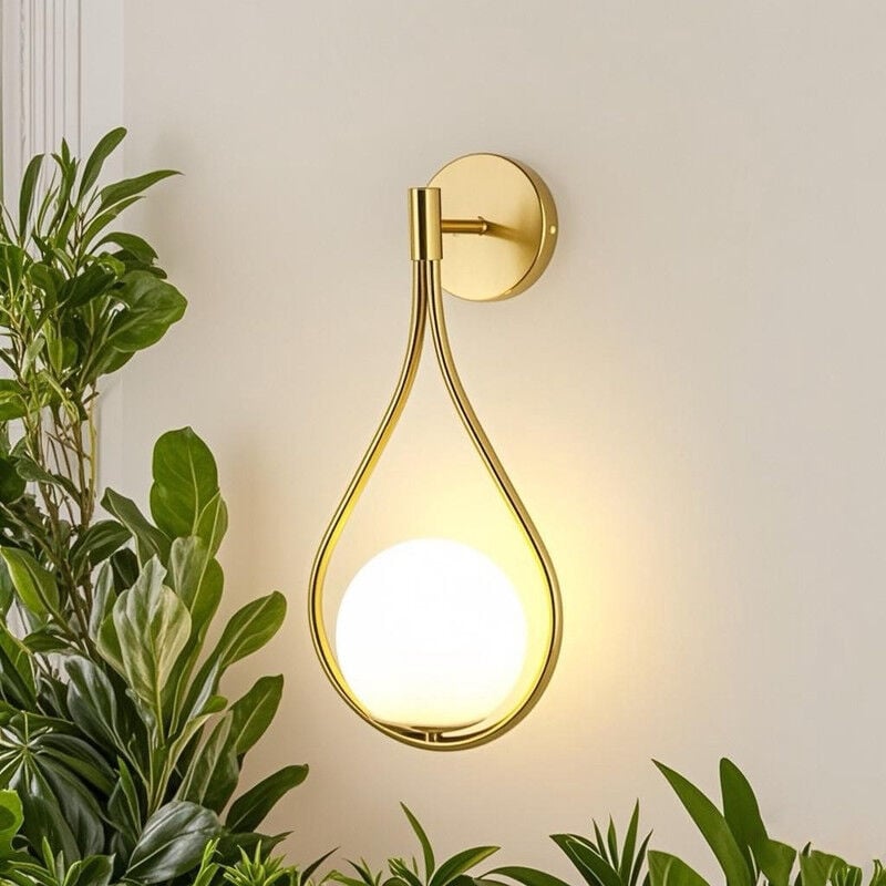 Nowoczesna lampa ścienna, żarówka kulista E27, idealna do sypialni, salonu, przedpokoju, złota, średnica 20 cm [Klasa energetyczna E]
