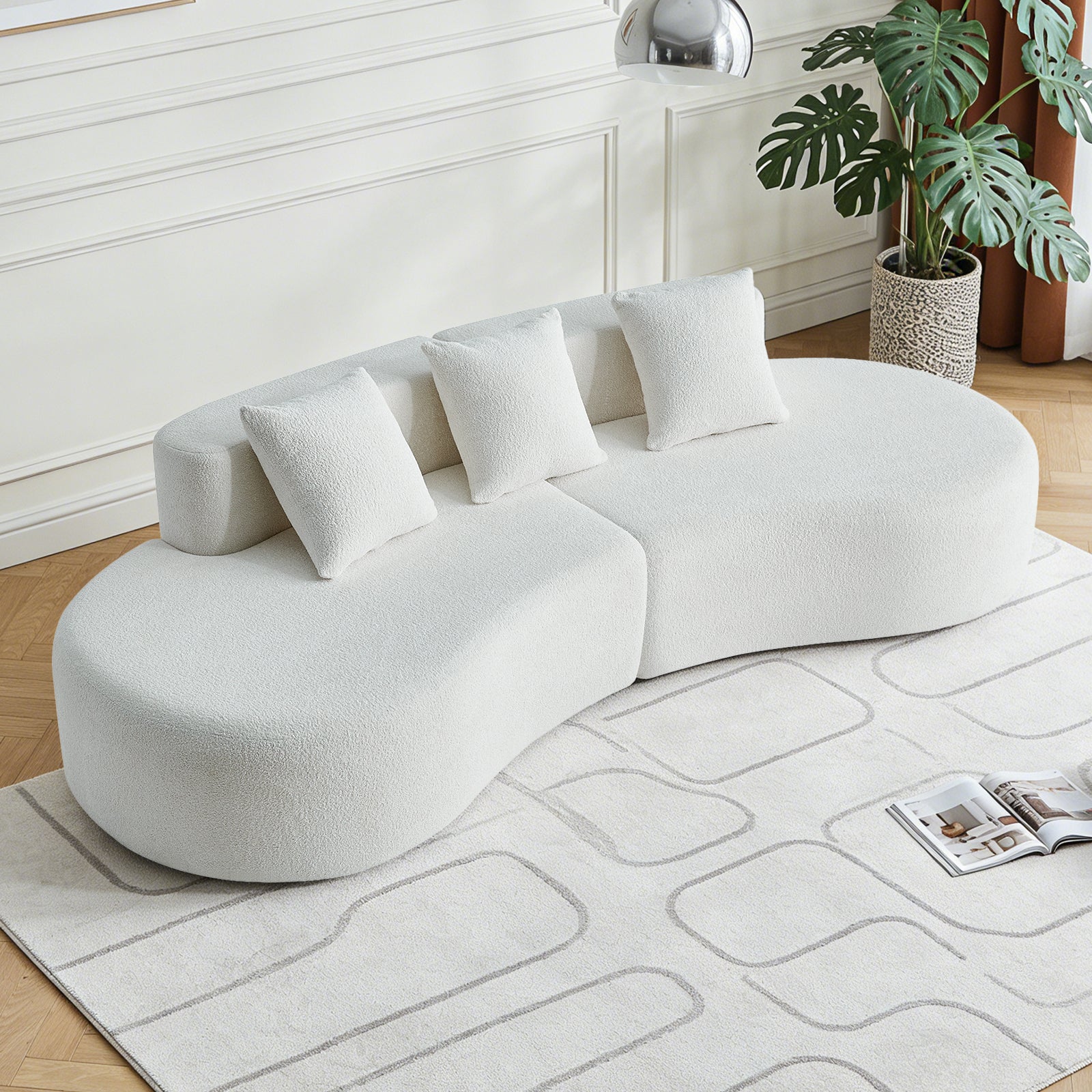 Sofa, do salonu, do codziennego użytkowania, funkcjonalny element wyposażenia, praktyczny wybór do domu