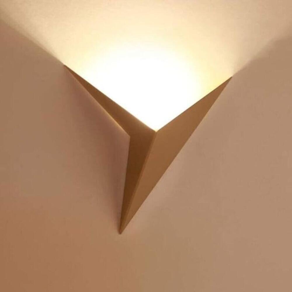Nowoczesna, minimalistyczna, trójkątna lampa ścienna, idealna do sypialni, korytarzy i innych pomieszczeń, elegancka dekoracja (złota).